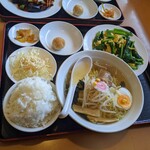 Mampu Kurai - 兄ぃの頼んだ、ほうれん草と玉子炒めランチ(税込770円)