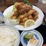 飯山食堂 - ミックスフライ定食 700円