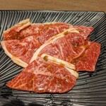 焼肉や漫遊亭 - 国産牛みすじカルビ