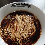 menya 787 - 古醤油十歳造地鶏出汁の麺