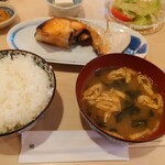 Hanamiduki - 甘塩鮭定食
