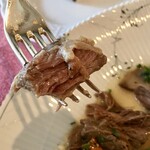 キノシタ - 牛すね肉の軽いクリーム煮込みバターライス添え