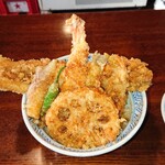 土手の伊勢屋 - 天丼【ハ】2,800円