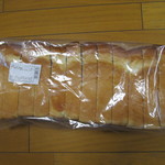 栄喜堂 - イギリス食パン３斤￥３９０