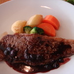 ワインテラス - 赤ワインで仕上げた極上のステーキ