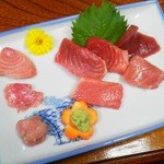 いなげ家 - 大間マグロ刺身盛合せ（時価）♪