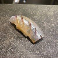 鮨 なんば 日比谷 - さより　美しいお寿司ですなぁ