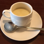 ビストロ ラ・ターシュ・ド・ルージュ - スープ