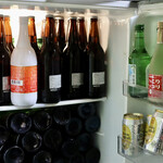 釜山 - 冷蔵庫のビールは全部飲むつもりで