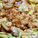 釜山 - コプチャンポックム（牛ホルモン炒め）