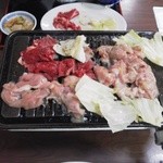 マルミツ食堂 - ジュージュー焼き待ち♪