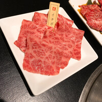 焼肉専科 肉の切り方 日本橋本店 - 