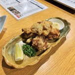 Tsumamisakabasampomichi - 鶏の唐揚げ。750円