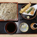 Koumenoyabusoba - 天もりそば　１３４２円 ＆ 大盛り　＋１７０円　(2021/11)