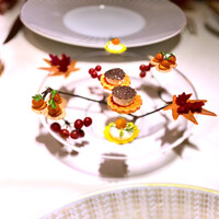 ロオジエ - Amuse bouche 
                    Début de "UTSUKUSHI I SEIKATSU-BUNKA NO SOUZOU"