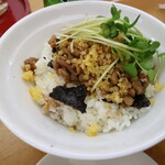 タカラヤ - 親鳥そぼろごはんです☆　2021-1119訪問