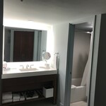 Hyatt Regency Waikiki Beach Resort and Spa - 