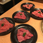 焼肉問屋 牛蔵 - 