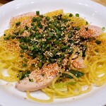 Saburina Pasuta Ando Kuramuchauda - 蒸し鶏と九条ネギの和風ソースパスタ