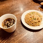 麺屋　武士道 - 半チャーハン