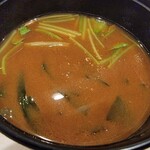 最強鮨居酒屋 やまのや - 赤出汁