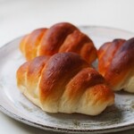 PARKER HOUSE BUTTER ROLL - 