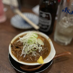 やきとり もつ焼 まるや - 岸田屋風な濃厚な煮込み