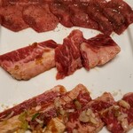 焼肉や漫遊亭 - 焼肉3種盛。1628￥税込