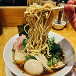 むぎとオリーブ 銀座本店 - 中太ストレート麺