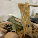 らー麺　Do・Ni・Bo - 太ちぢれ麺をリフト⤴️