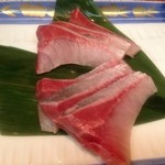 能登美 - 鰤しゃぶの鰤刺身