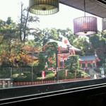 京の米料亭 八代目儀兵衛 - 2階からは八坂神社の鳥居がみえます