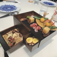 ラ・グランド・メゾンTOKYO - 仕掛け箱になっていて、沢山引き出しが付いています