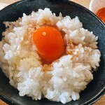 ろばたやき山ろく - お約束のTKG〜♪