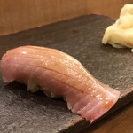 にぎりの一歩 - 鰤