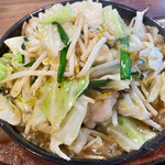 昭和ホルモン食堂 - ホルモンお野菜盛りモリ！