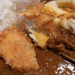 とろとろカレーmasa - 濃厚なチーズがとろり