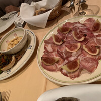 コルテジーア - 豚肉のカポコッロ（肩から首のあたり）