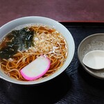 そば処 一休庵 - かけそば560円