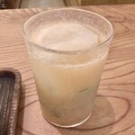 魚菜料理 縄屋 - 桃ソーダ(自家製)