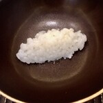 魚菜料理 縄屋 - 炊きたてご飯(煮えばな)