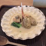 魚菜料理 縄屋 - 蟹爪の蕎麦粉揚げ焼・海老芋〜白味噌仕立て