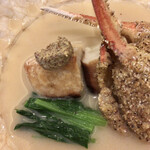 魚菜料理 縄屋 - 蟹爪の蕎麦粉揚げ焼・海老芋〜白味噌仕立て