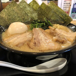 横浜家系ラーメンきがる家 - 