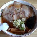 久太 - チャーシュー麺(900円也) 一見完璧なチャーシュー麺です♪