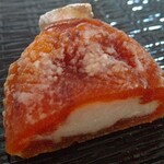 彩霞堂 - 美味しい干し柿と白餡。美味しい～。