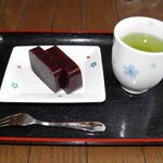 とらや - 緑茶でいただきました