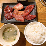 Tamaniha Yakiniku - 