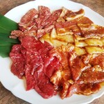 Yakiniku Suien - ◆「焼肉盛合せ」 (カルビ・ロース・豚バラ・肩ロース・イカ)