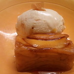 赤坂 菊乃井 - 2012-12　絶品焼きリンゴと生姜のアイス
